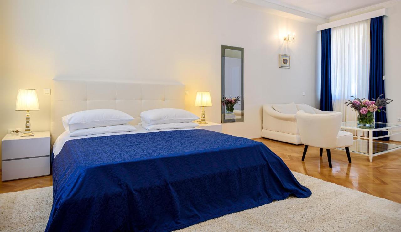 Palace Schoen Milesi - Esense Of Prestige - Private Pool - Free Parking - Old Money Style Luxury Rooms - Walking Distance To The Old Town, The Beach And All Amenities - Buralux Properties 스플리트 외부 사진