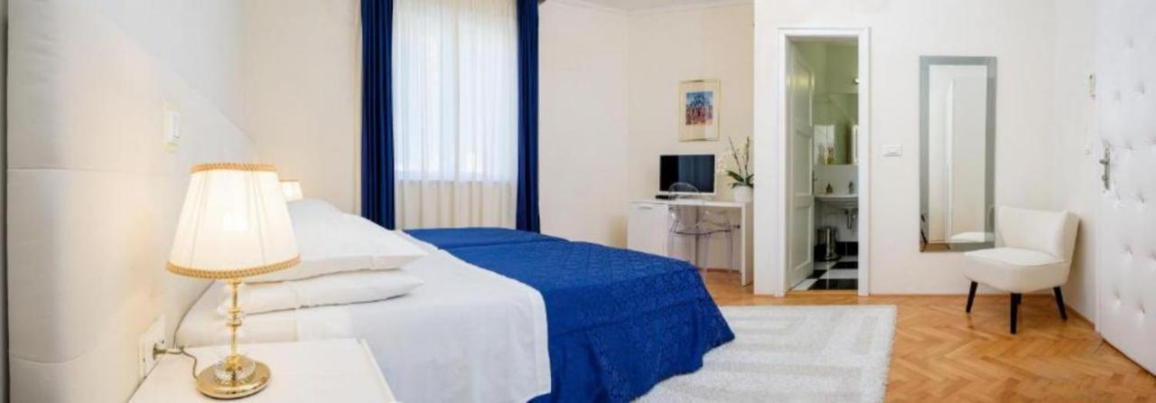 Palace Schoen Milesi - Esense Of Prestige - Private Pool - Free Parking - Old Money Style Luxury Rooms - Walking Distance To The Old Town, The Beach And All Amenities - Buralux Properties 스플리트 외부 사진